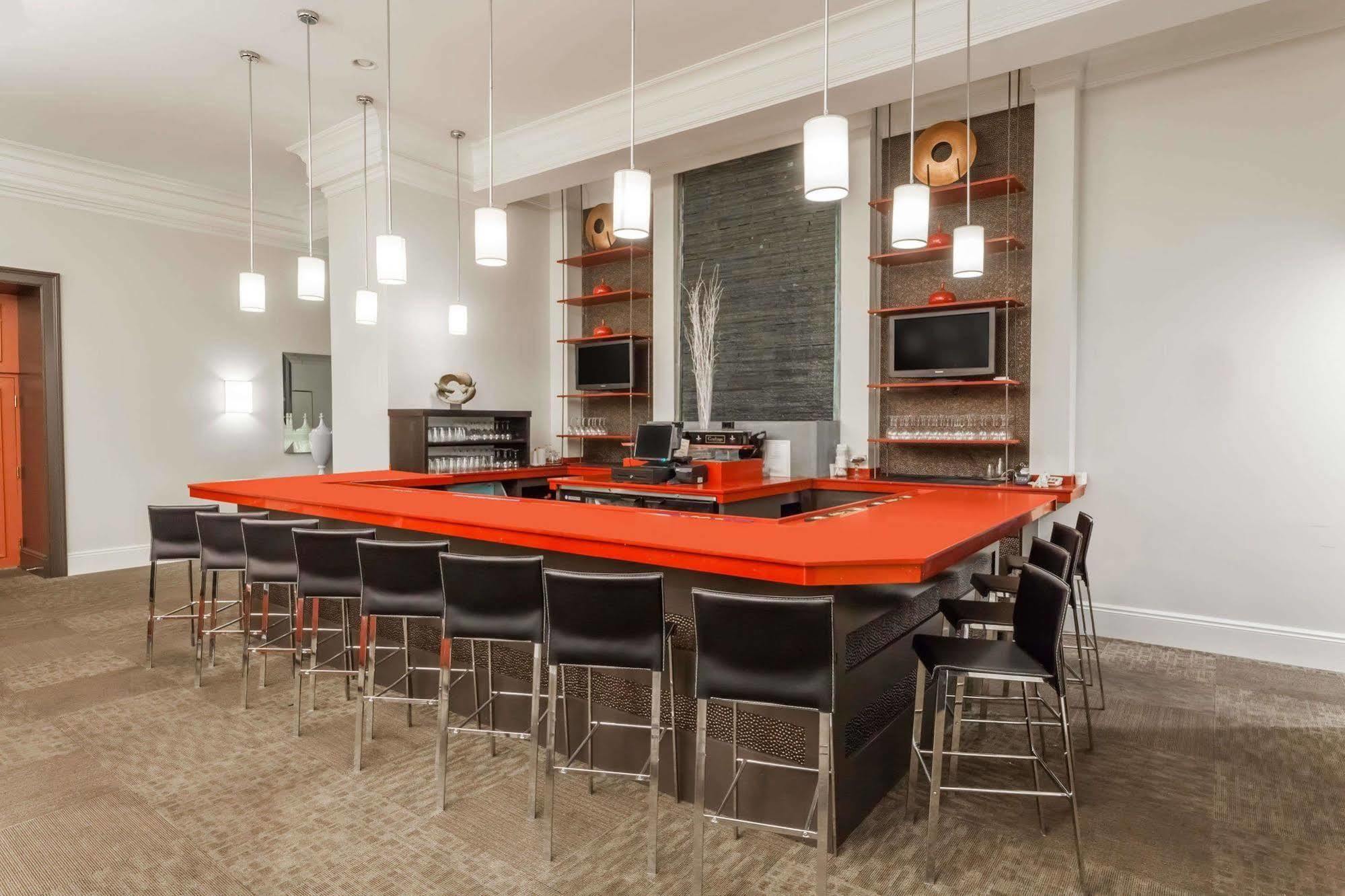 Ramada By Wyndham Rock Hill At Sullivan Center Bagian luar foto