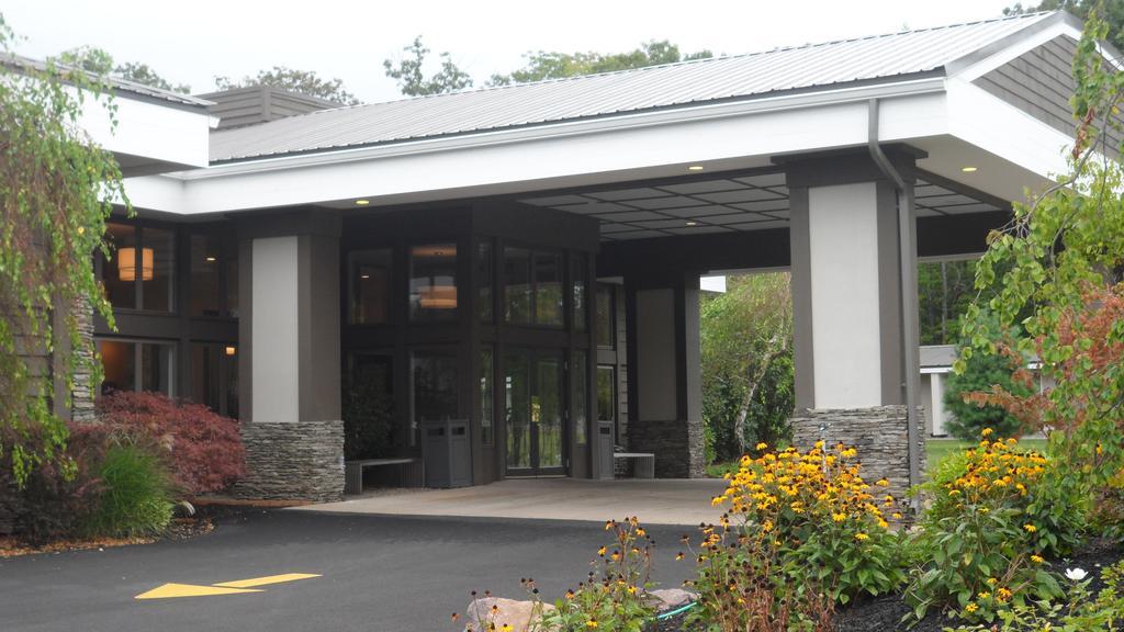Ramada By Wyndham Rock Hill At Sullivan Center Bagian luar foto
