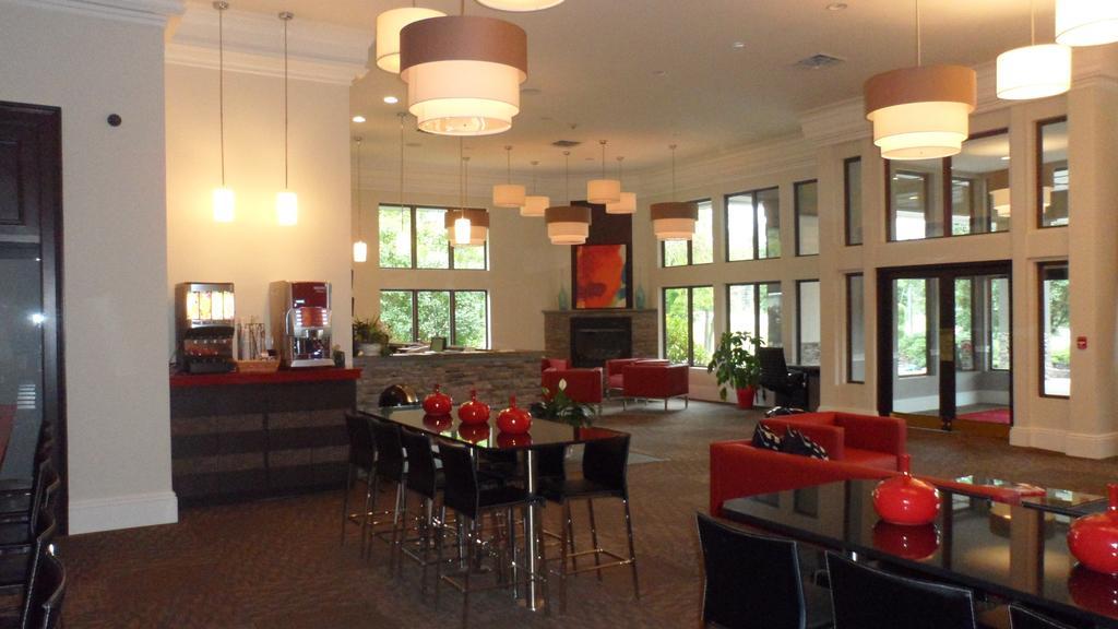 Ramada By Wyndham Rock Hill At Sullivan Center Bagian luar foto